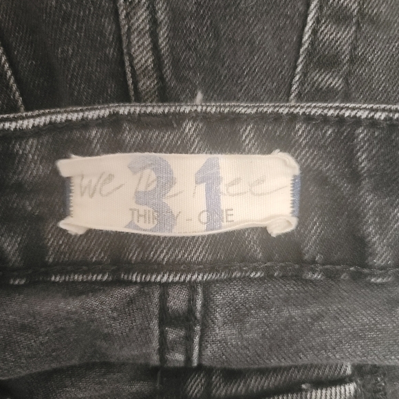 Free People Black Denim High Waist Jeans w/ Raw Hem & Slit Detail, 32, - Picture 5 of 7